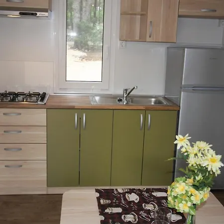 Bungalow Maslina * Podstrana